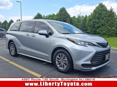 Used 2021 Toyota Sienna LE