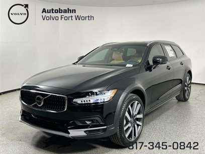 New 2025 Volvo V90 B6 Cross Country Ultra w/ Protection Package Premier