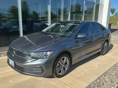 Used 2023 Volkswagen Jetta SE