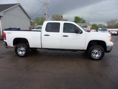 Used 2012 GMC Sierra 2500 W/T w/ Snow Plow Prep Package