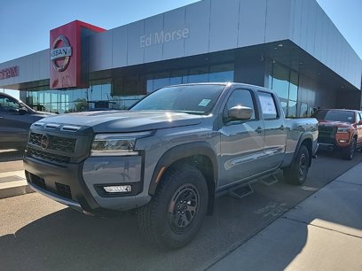 New 2025 Nissan Frontier PRO-4X w/ Black Accent Package