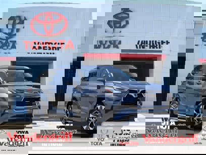 Certified 2021 Toyota Highlander XLE