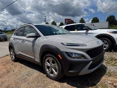 Used 2023 Hyundai Kona SEL w/ Convenience Package