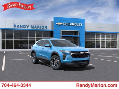 New 2025 Chevrolet Trax LT w/ Driver Confidence Package