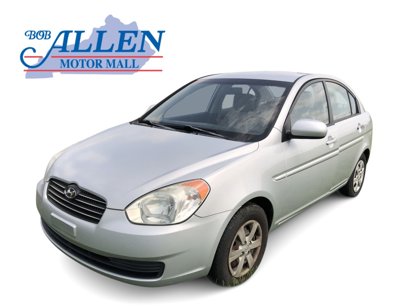 Used 2010 Hyundai Accent GLS w/ Premium Pkg 4