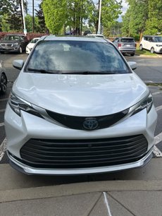 Used 2022 Toyota Sienna Platinum