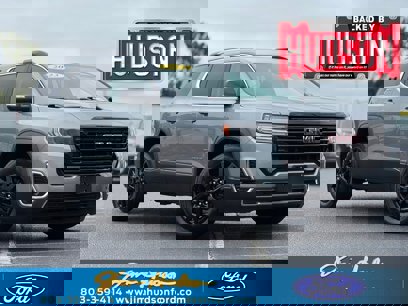 Used 2023 GMC Acadia SLT