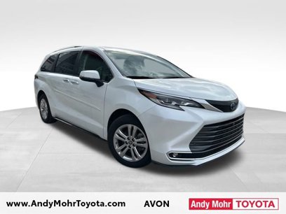 Used 2022 Toyota Sienna Platinum