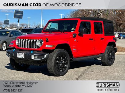New 2024 Jeep Wrangler Unlimited Sahara w/ Technology Group
