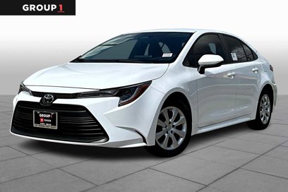New 2025 Toyota Corolla LE