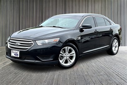 Used 2015 Ford Taurus SE