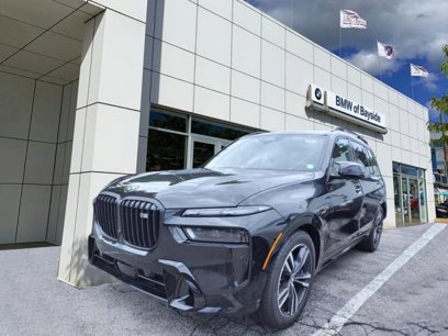 New 2025 BMW X7 M60i w/ Climate Comfort Package