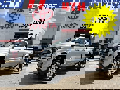 Used 2025 Toyota Tacoma SR5