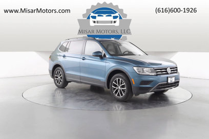 Used 2019 Volkswagen Tiguan SE w/ Panoramic Sunroof Package