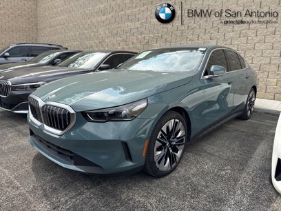 New 2024 BMW 530i w/ Premium Package