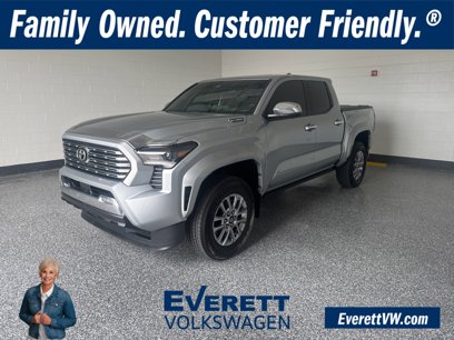 Used 2025 Toyota Tacoma Limited