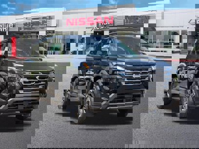 New 2025 Nissan Rogue SV