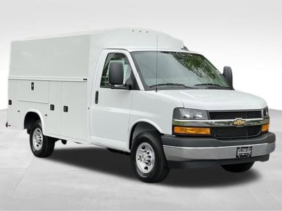 New 2024 Chevrolet Express 3500 w/ Power Convenience Package