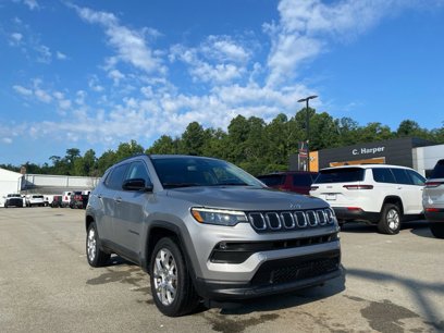 Used 2022 Jeep Compass Latitude w/ Sun and Sound Group
