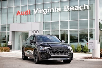 New 2025 Audi SQ8 Prestige