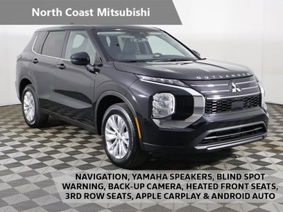 New 2025 Mitsubishi Outlander ES