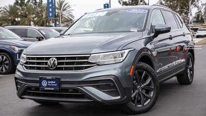Certified 2022 Volkswagen Tiguan SE