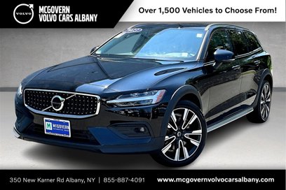 Certified 2023 Volvo V60 B5 Cross Country Ultimate