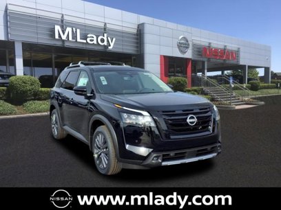 New 2025 Nissan Pathfinder SL w/ SL Premium Package