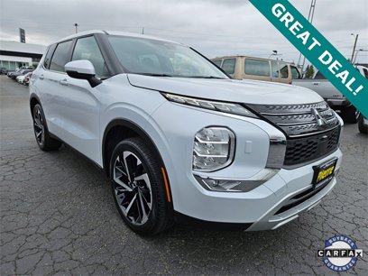 Used 2023 Mitsubishi Outlander SE