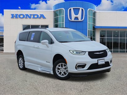 Used 2022 Chrysler Pacifica Touring-L