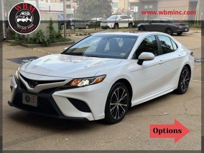 Used 2018 Toyota Camry SE w/ Moonroof Package