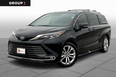Certified 2024 Toyota Sienna Platinum