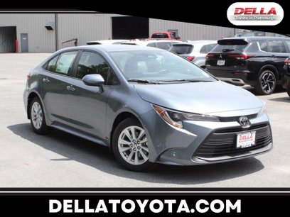 New 2025 Toyota Corolla LE