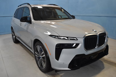 New 2025 BMW X7 M60i