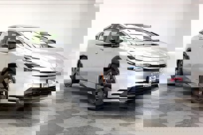 New 2025 Toyota Prius LE