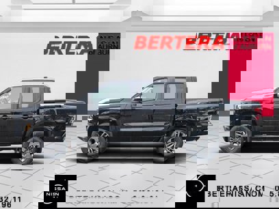 New 2025 Nissan Frontier SV