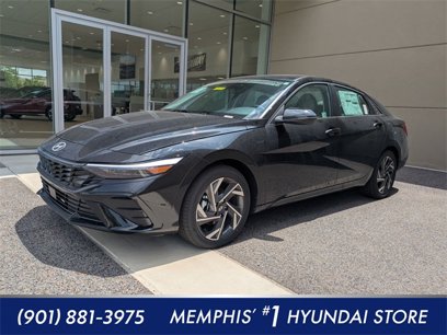 New 2025 Hyundai Elantra Limited w/ Cargo Package