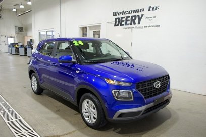 Used 2024 Hyundai Venue SE