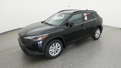 New 2025 Toyota Corolla Cross LE