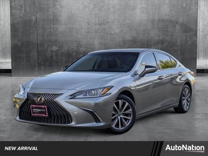 Used 2021 Lexus ES 350 w/ Accessory Package 2