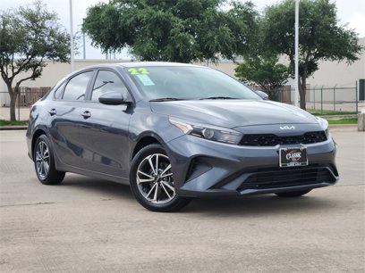 Certified 2022 Kia Forte LXS