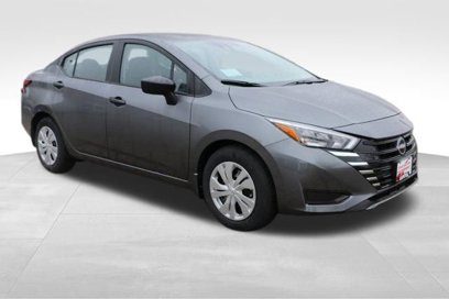 New 2025 Nissan Versa S w/ Trunk Package