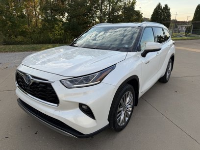 Certified 2021 Toyota Highlander Platinum