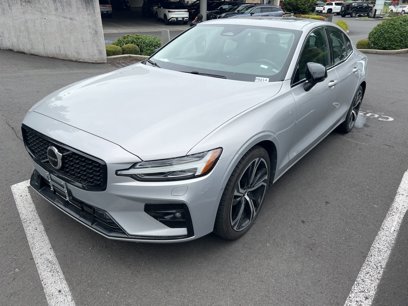 Used 2024 Volvo S60 B5 Plus