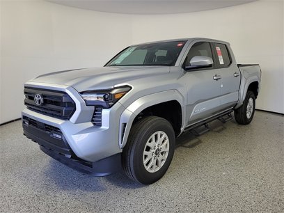 New 2024 Toyota Tacoma SR5
