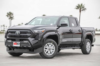 New 2025 Toyota Tacoma SR5