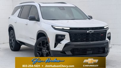New 2025 Chevrolet Traverse RS w/ LPO, Floor Liner Package