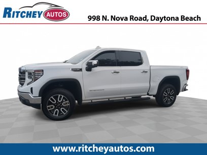 Certified 2022 GMC Sierra 1500 SLT w/ SLT Convenience Package