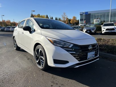 New 2025 Nissan Versa SR w/ Trunk Package