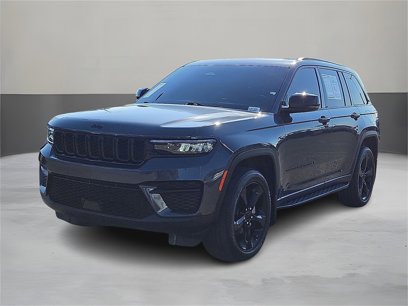 Used 2023 Jeep Grand Cherokee Altitude